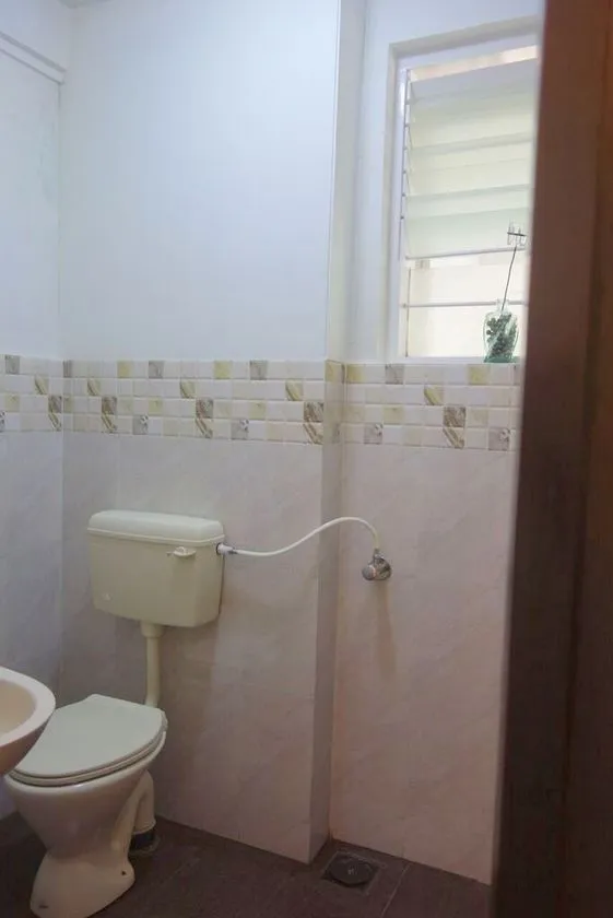 3 Flats on Rent in Crescent, Bandra West