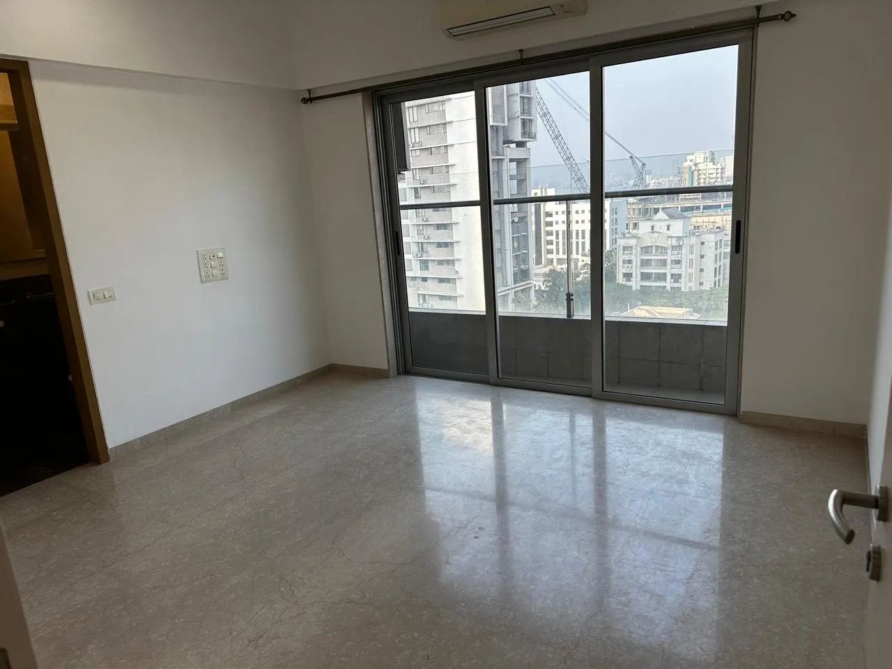 T5 - Suraj Tranquil Bay, Prabhadevi