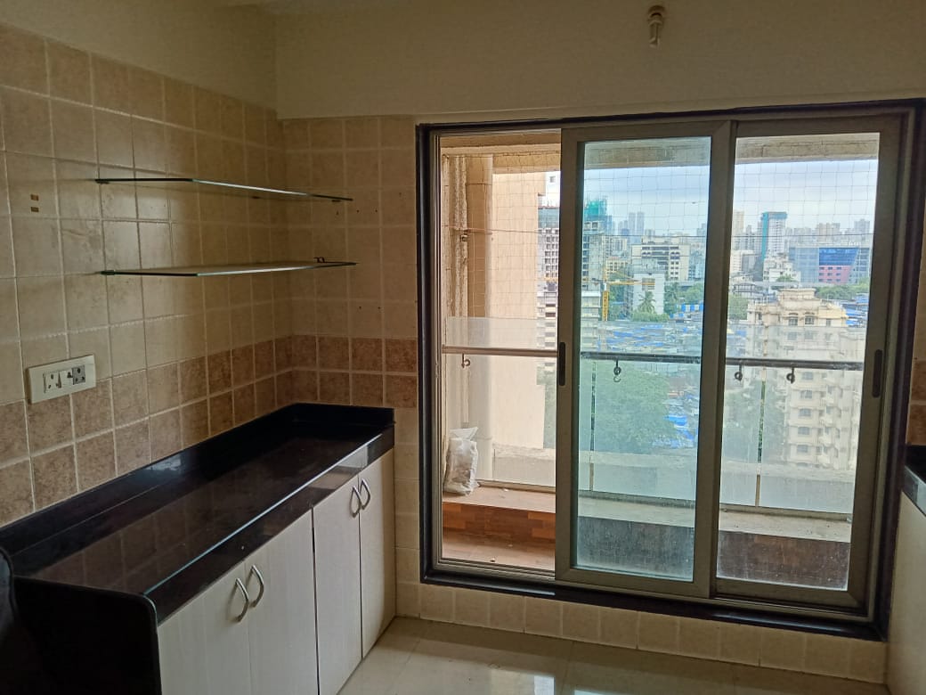 3 Lashkaria Green Heights, Andheri West — for Sale — photo 9