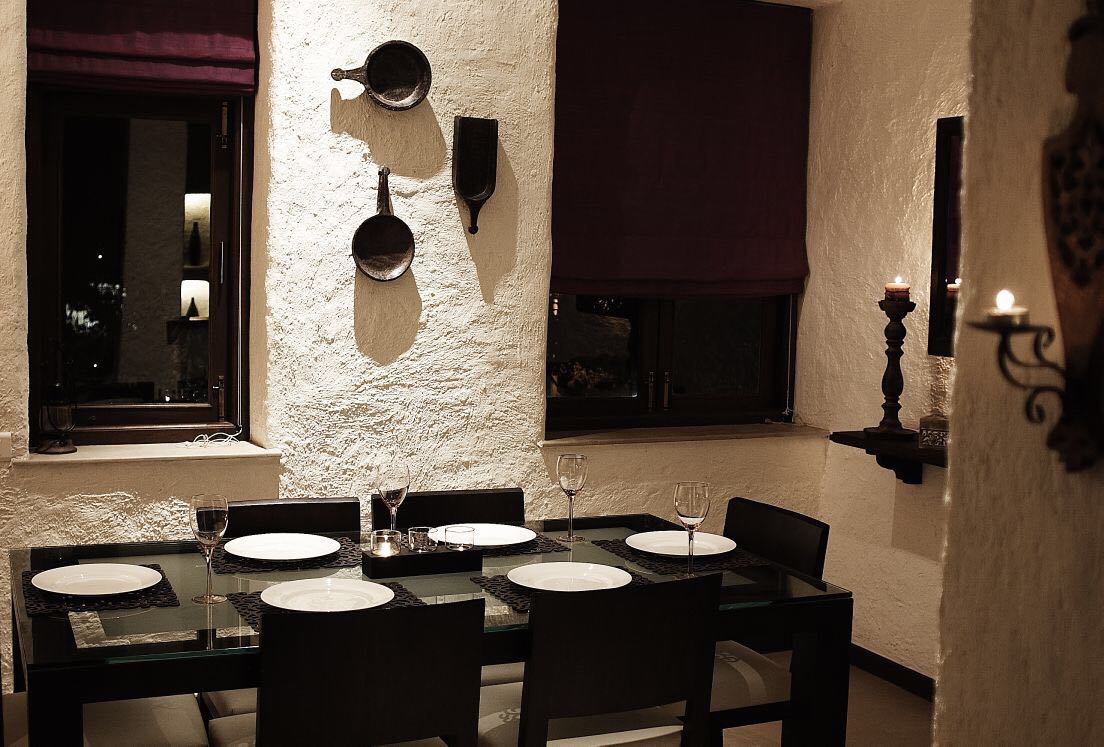 Dining1 - Casa Feliz, Santacruz West