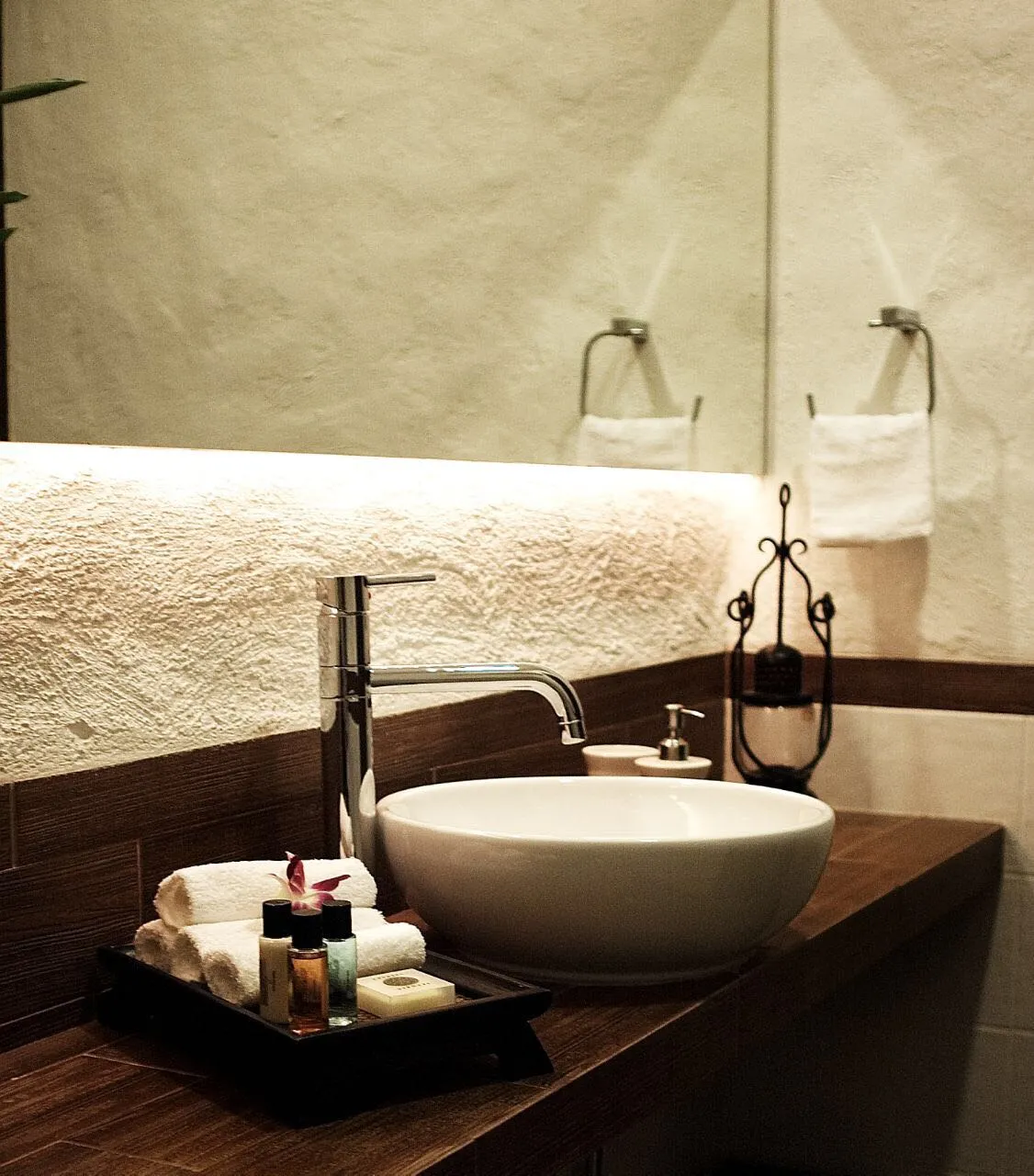 3 BHK Flats on Rent in Casa Feliz, Santacruz West