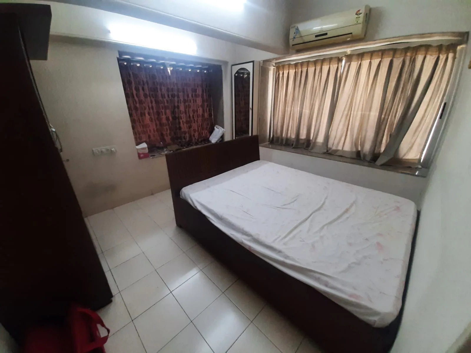 2 BHK Flats on Rent in Fatima Villa, Bandra West