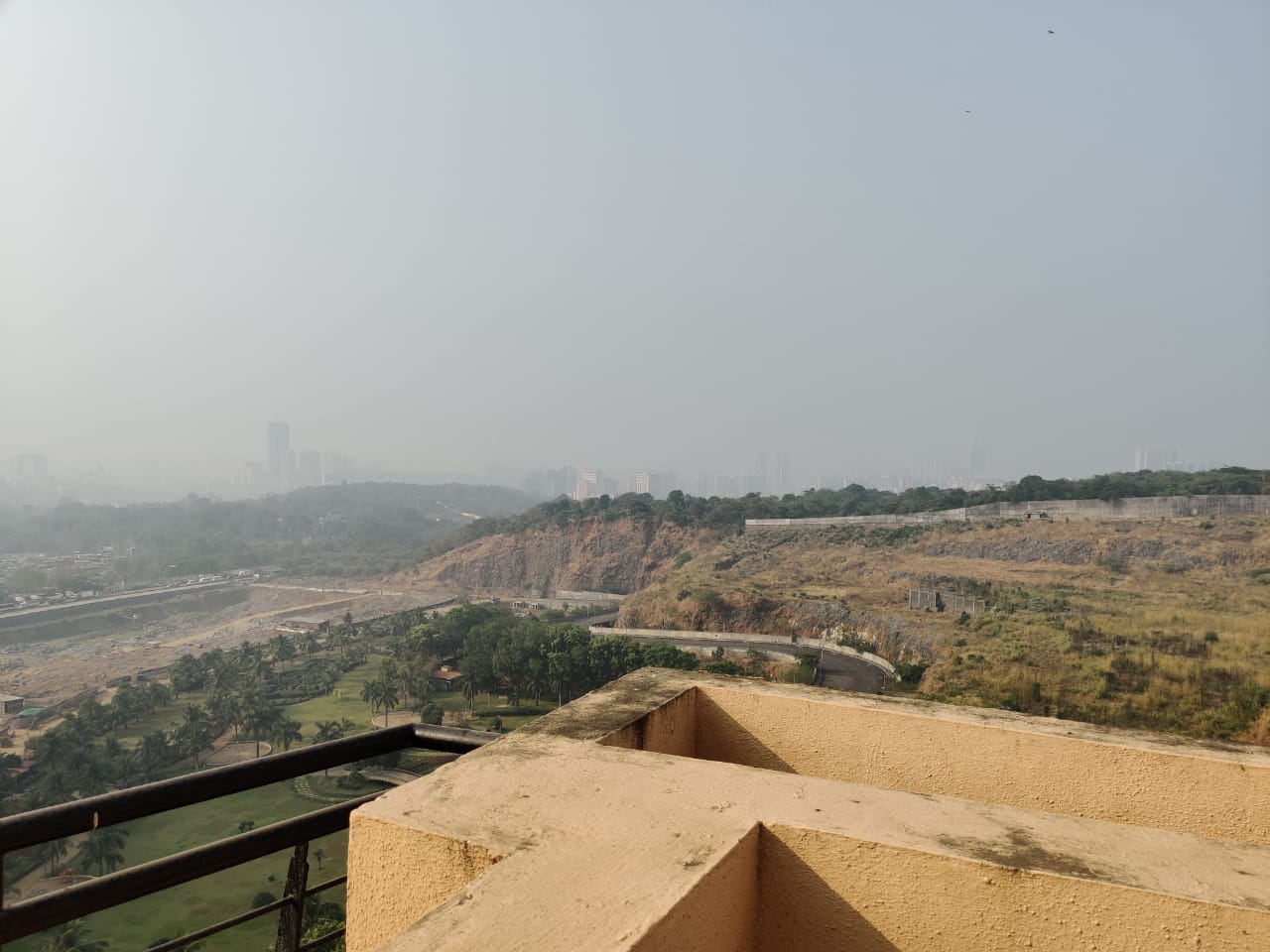 2 BHK Flats on Rent in Raheja Heights, Goregaon East