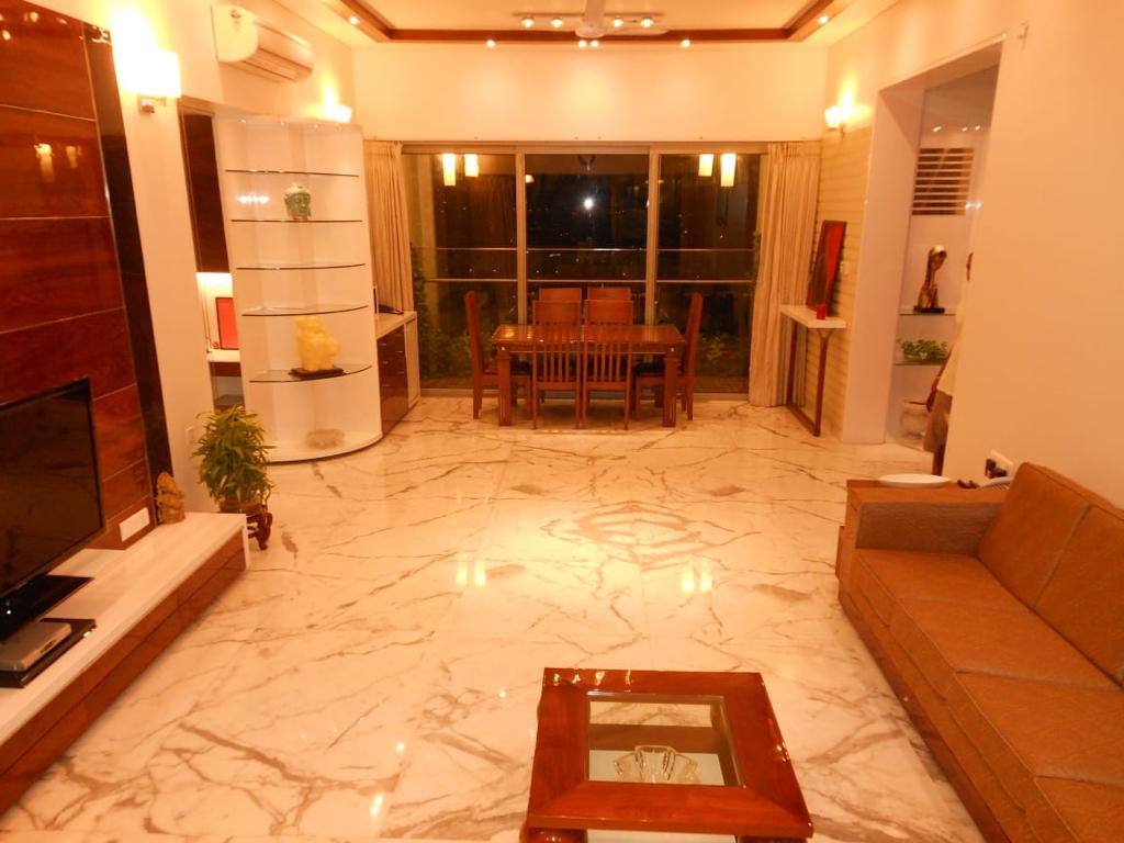 01 - Lodha Bellissimo, Mahalaxmi