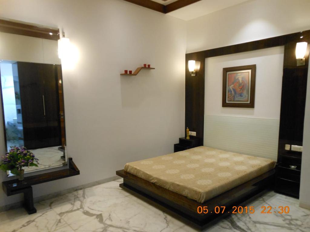 14 - Lodha Bellissimo, Mahalaxmi