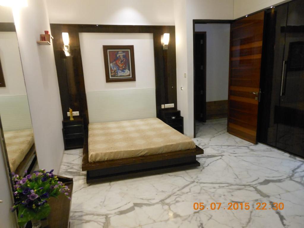 15 - Lodha Bellissimo, Mahalaxmi