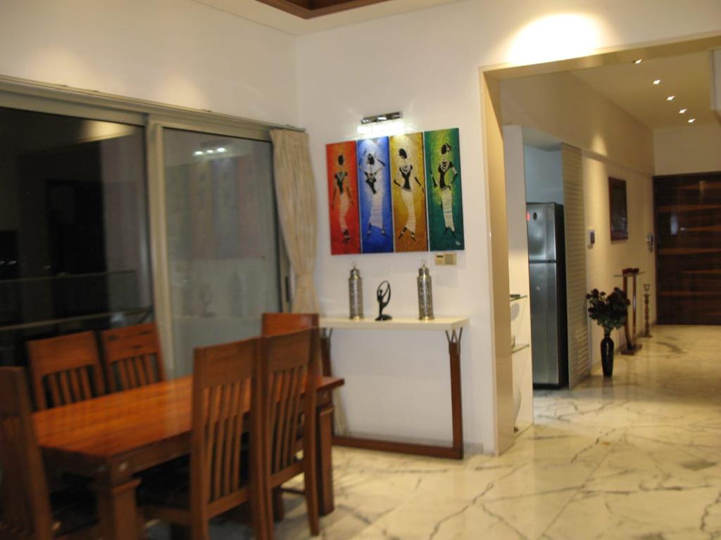 18 - Lodha Bellissimo, Mahalaxmi