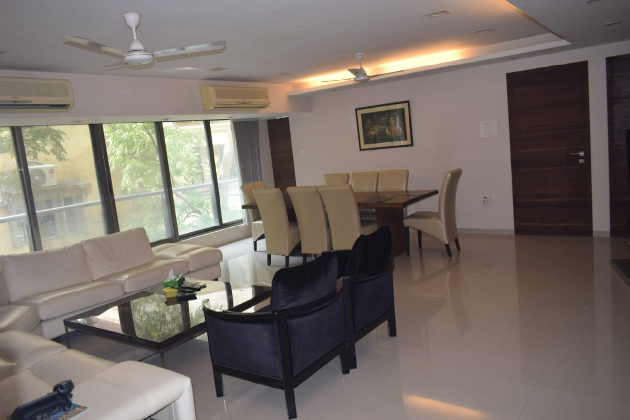 2 - Urvashi Terraces, Khar West