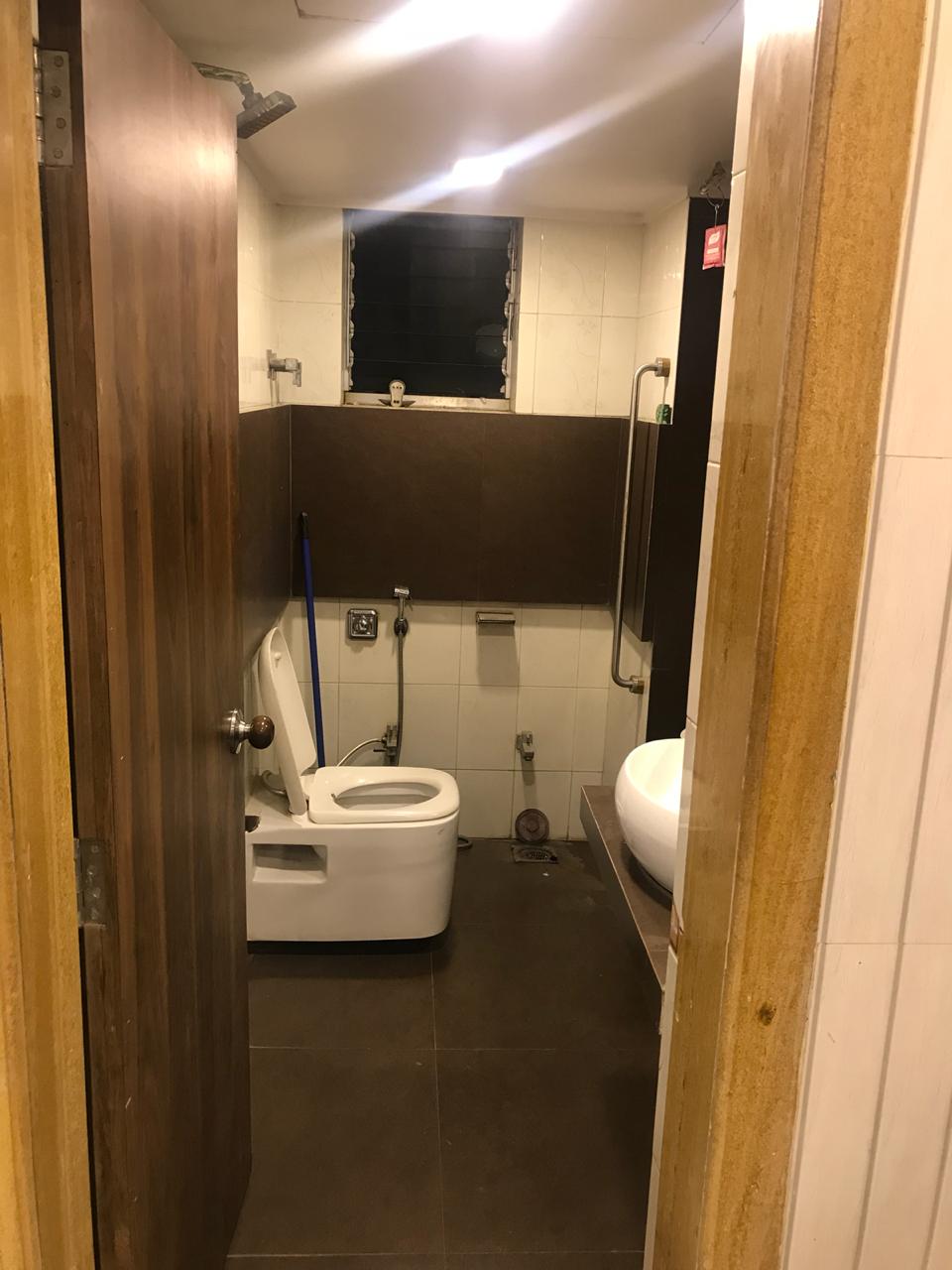 2 BHK Upvan Building, Andheri West — for Sale — photo 15