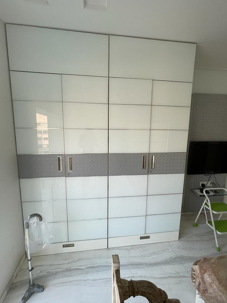 12 - Venus Apartment, Worli