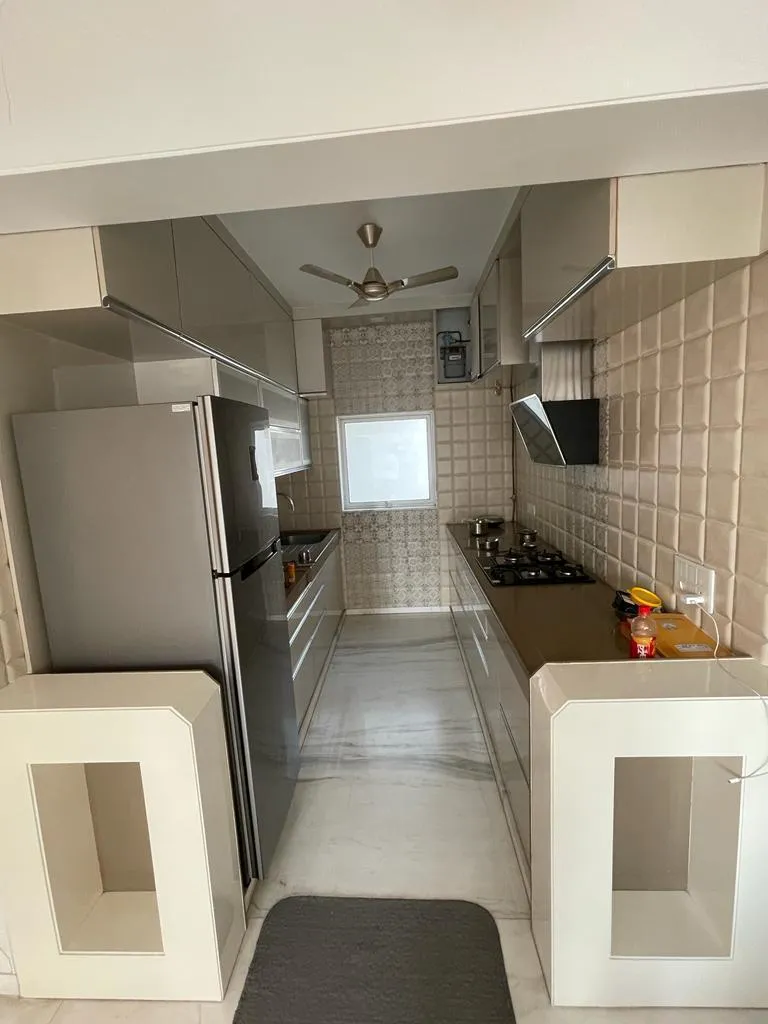 2 BHK Flats on Rent in Venus Apartment, Worli