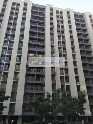 2 BHK Mahalaxmi Towers, Andheri West — for Sale — photo 4 thumbnail