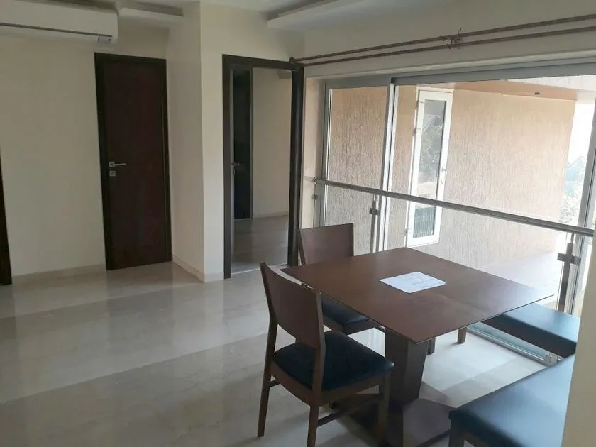 4 BHK Flats on Rent in Pali Palms, Bandra West