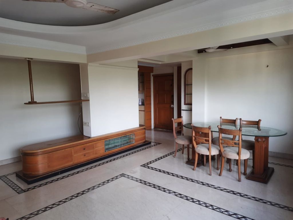 12 - Sea Breeze, Bandra West