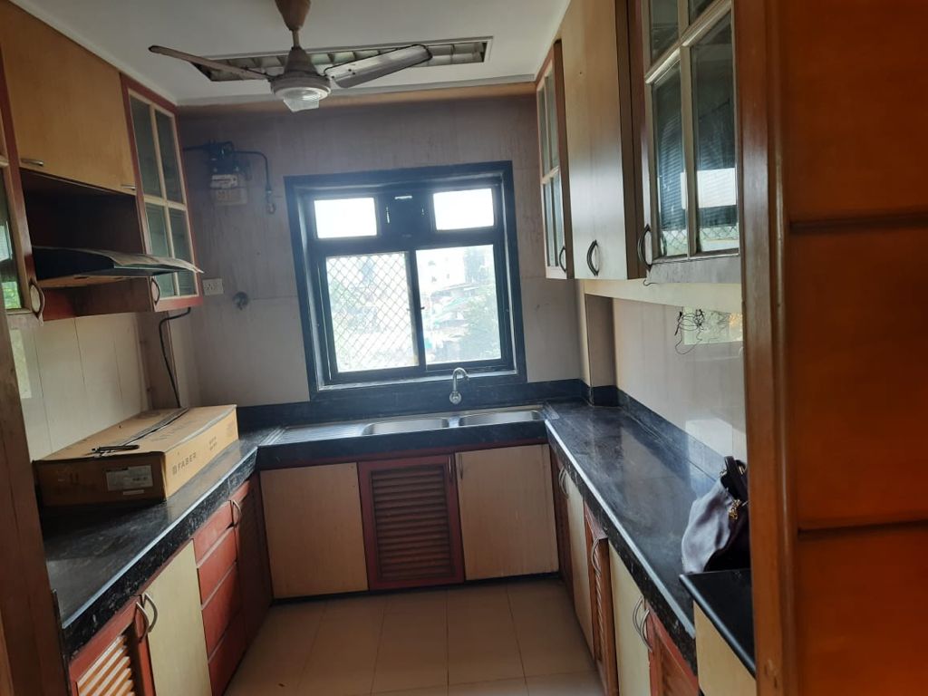 15 - Sea Breeze, Bandra West