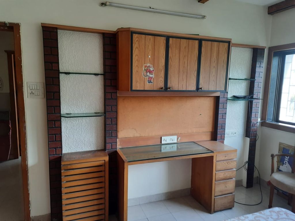 7 - Sea Breeze, Bandra West