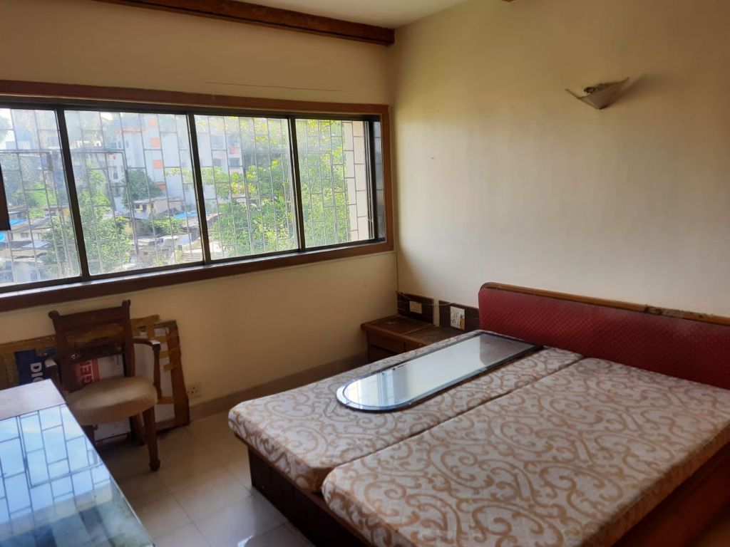 8 - Sea Breeze, Bandra West