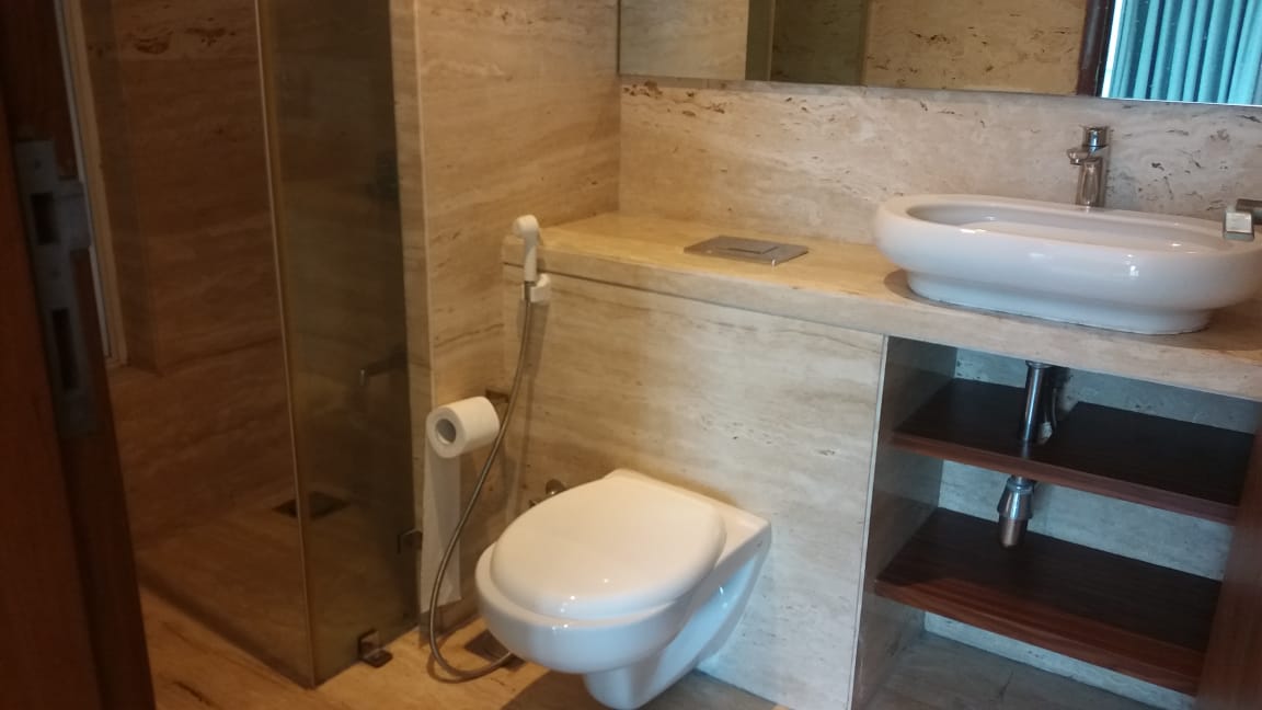 Bathroom 3 - Vasukamal, Bandra West