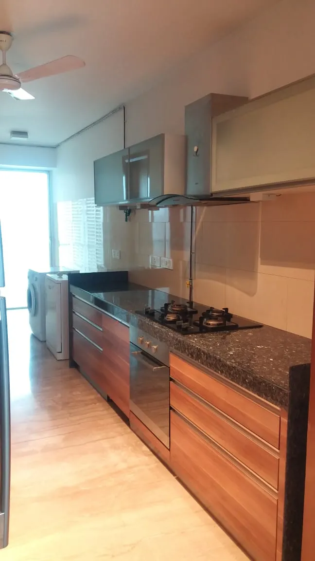 4 BHK Flats on Rent in Vasukamal, Bandra West