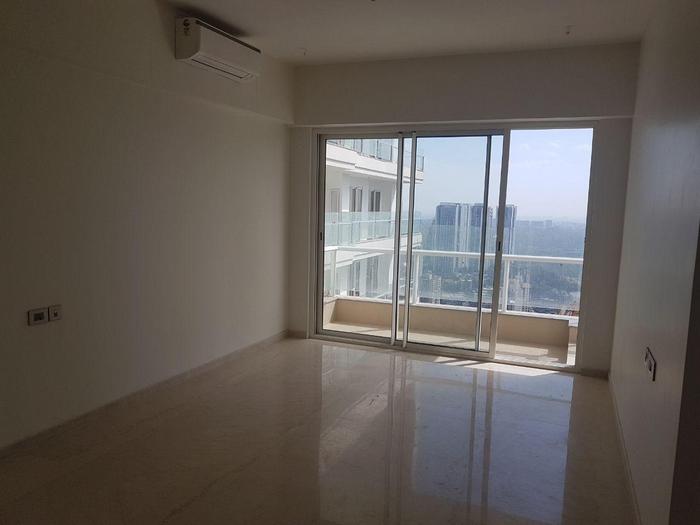 3 BHK Semi Furnished in Omkar Altamonte , Malad East