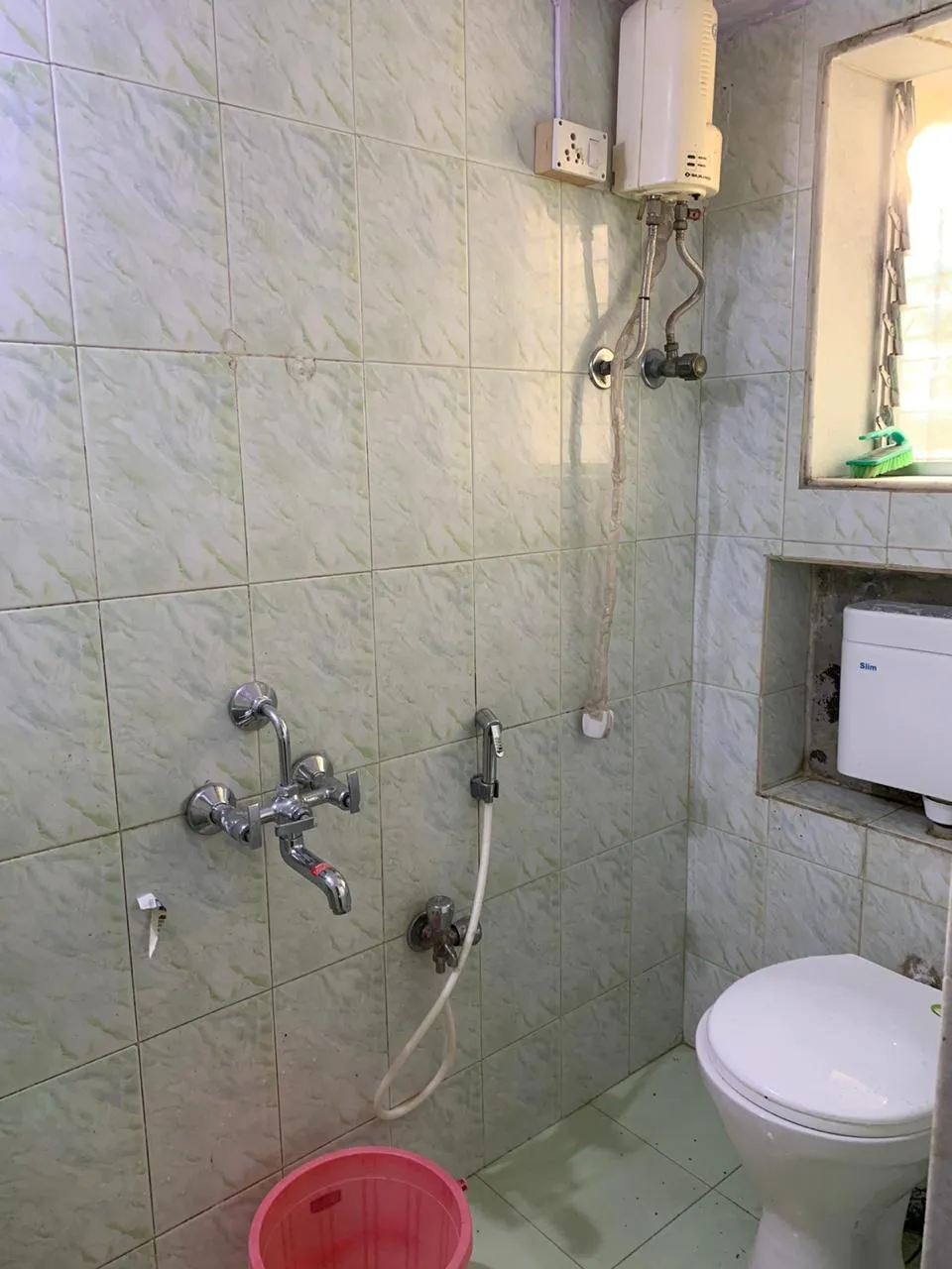 2 BHK Flats on Rent in Bina Apartment, Andheri West