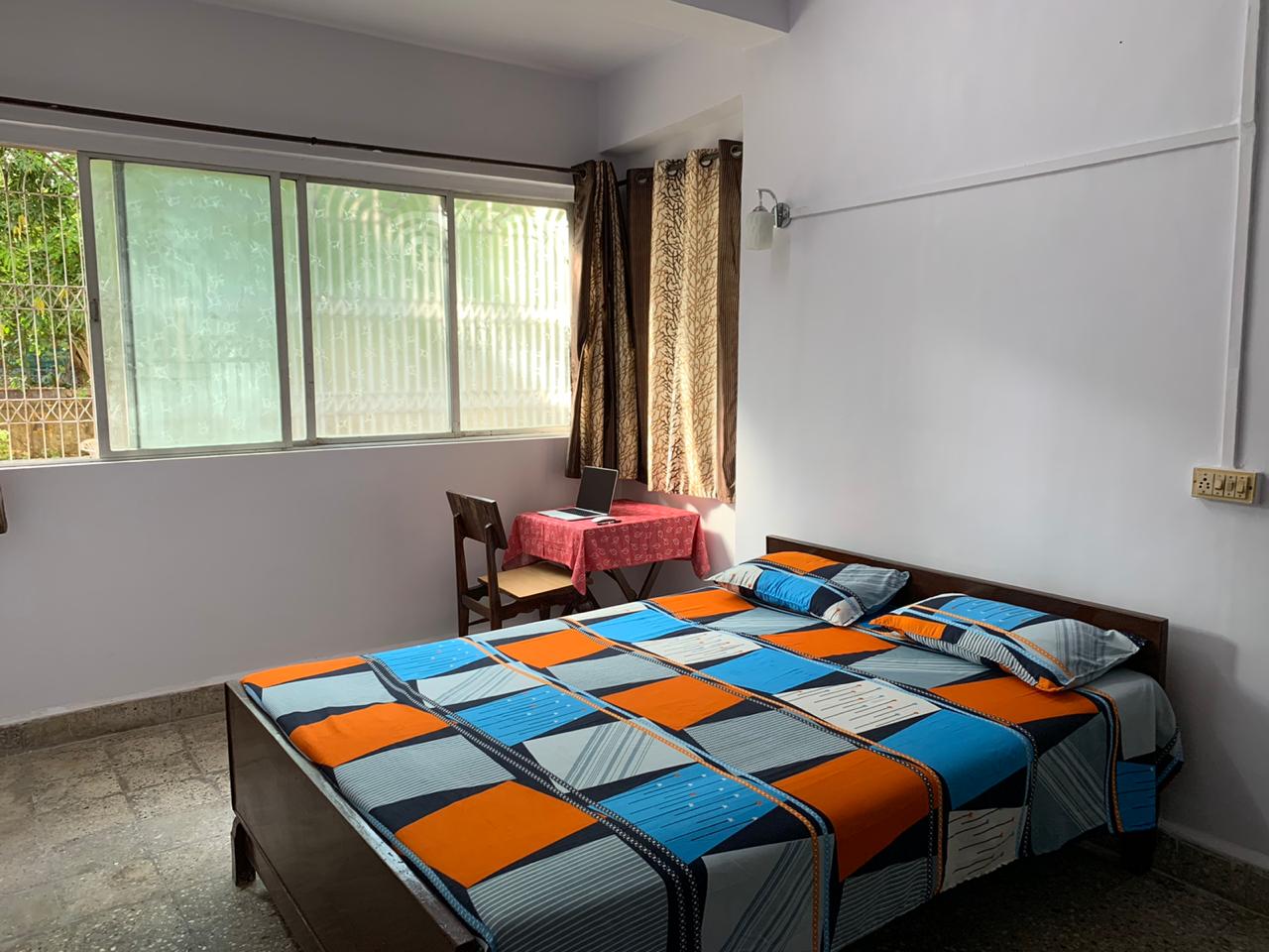 1 BHK Bina Apartment, Khar West — for Rent