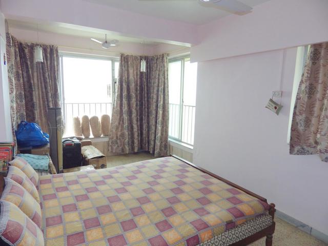 Bedroom 21 - Sagar Mahal, Walkeshwar