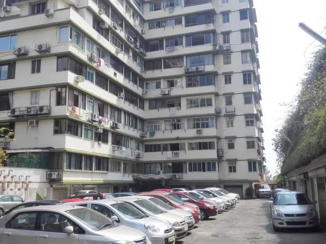 4 BHK Flats for Sale in Sagar Mahal, Walkeshwar