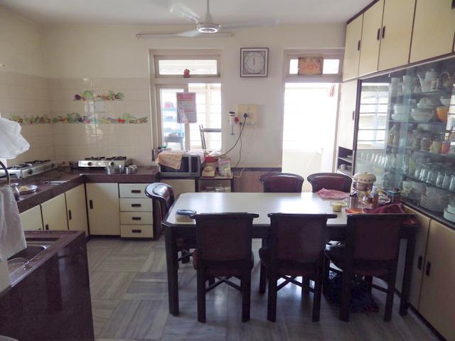 Kitchen - Sagar Mahal, Walkeshwar