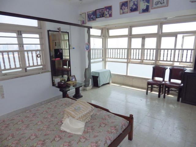 Master Bedroom1 - Sagar Mahal, Walkeshwar