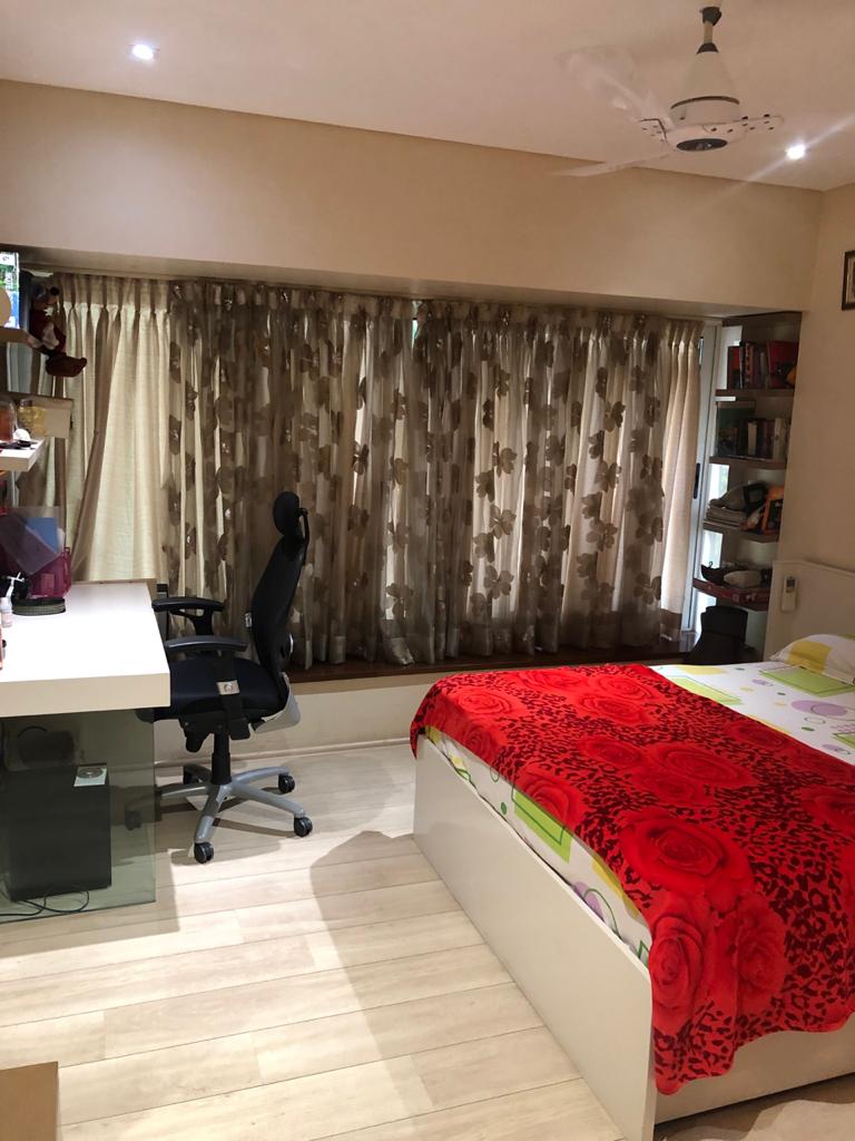 Bedroom 2 - Daffodils, Bandra West