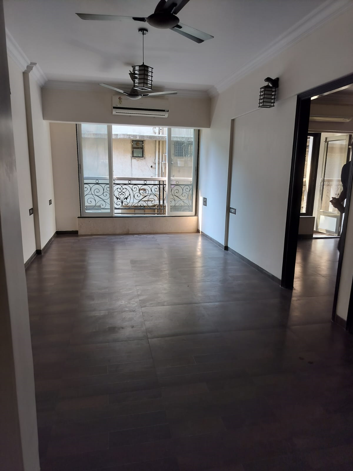3 BHK Flats for Sale in Saidhan Infinity, Khar West