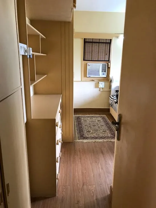 2 BHK Flats on Rent in Sea Palace, Juhu