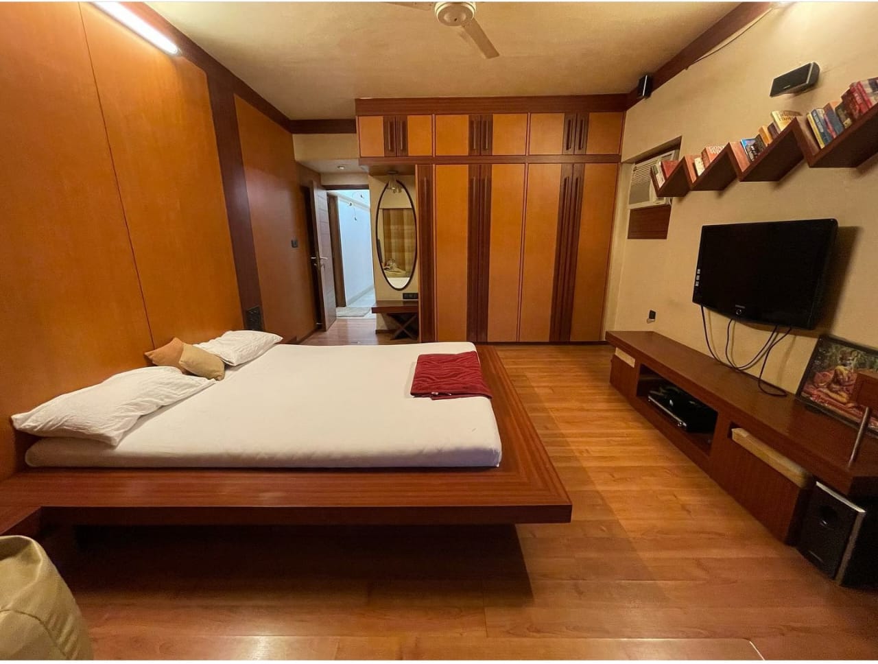 3 BHK Flats for Sale in Flamingo, Khar West