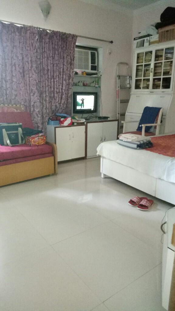 Bedroom 2 - Vidhani, Nepeansea Road