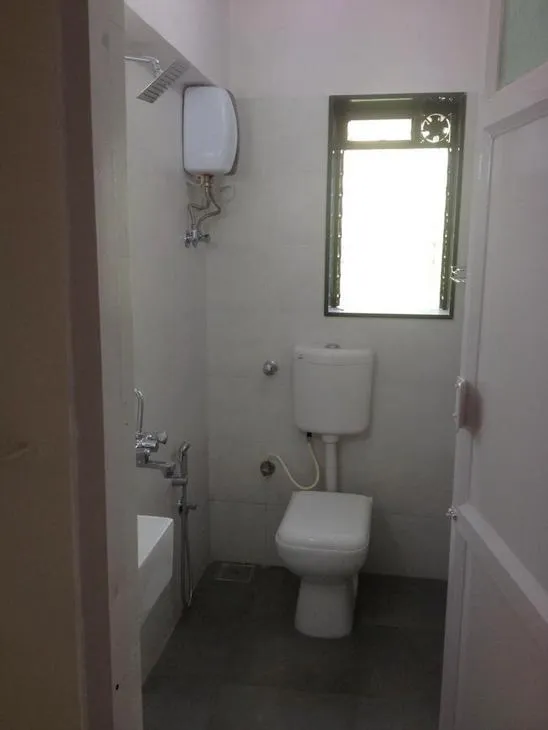 2 BHK Flats for Sale in Parijat, Bandra West