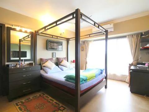 4 BHK Flats for Sale in Lake View, Goregaon East