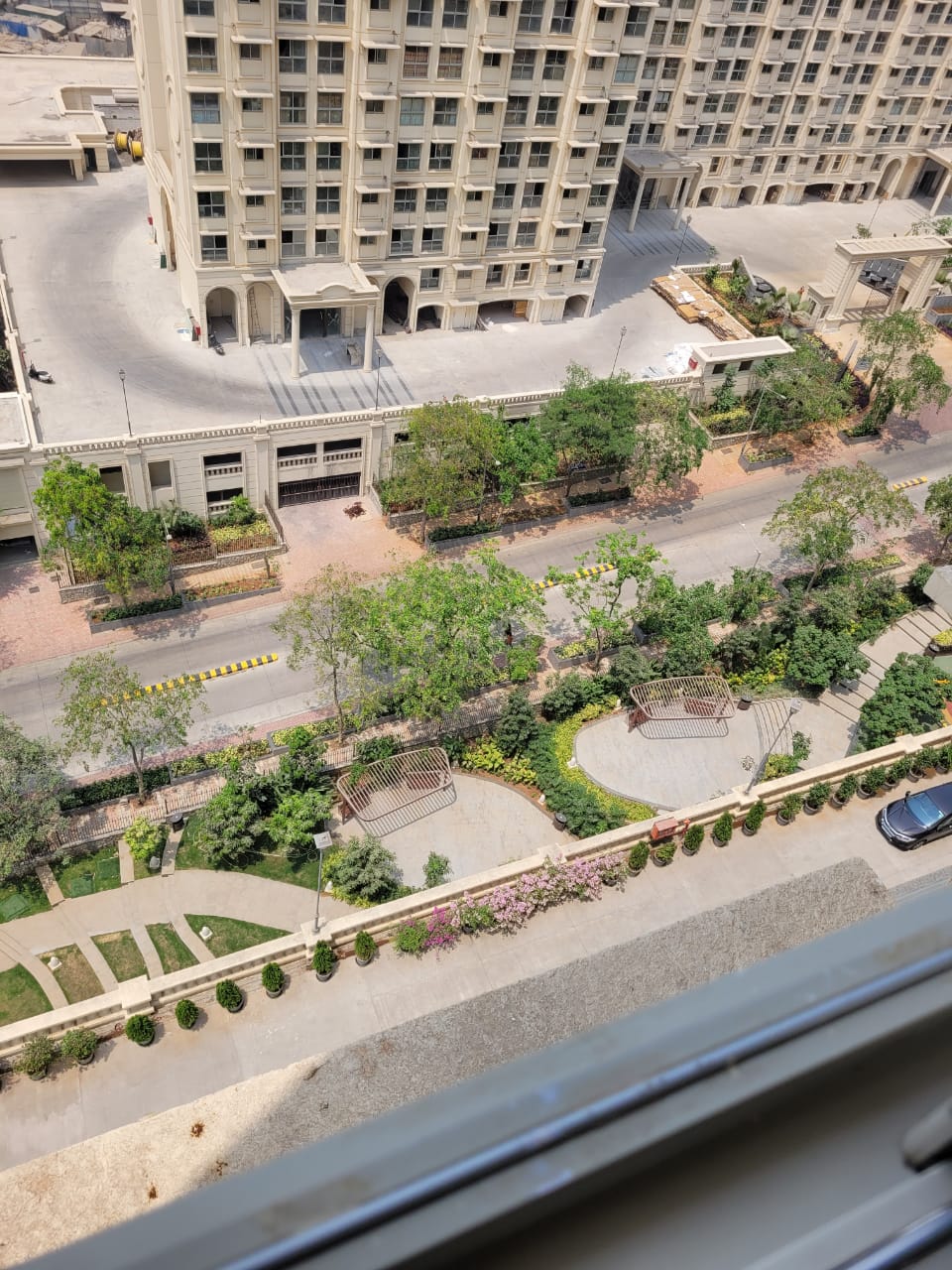 11 - Castle Rock, Powai