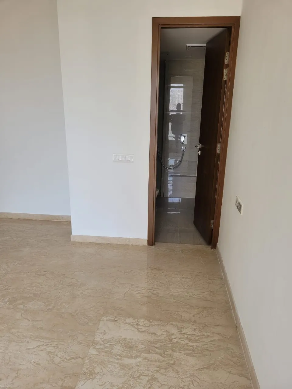 2 BHK Flats for Sale in Castle Rock, Powai