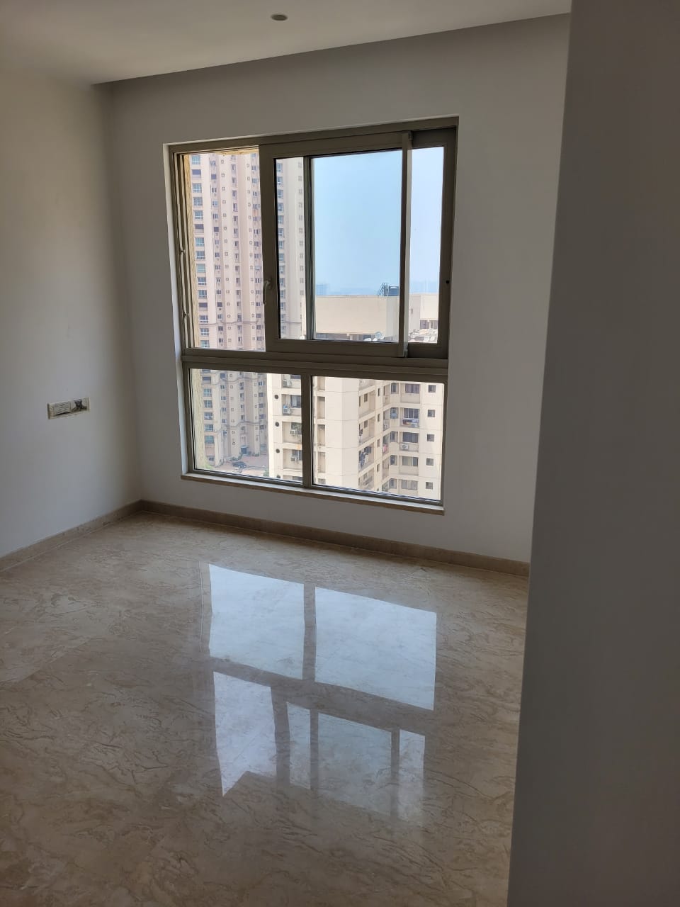 7 - Castle Rock, Powai