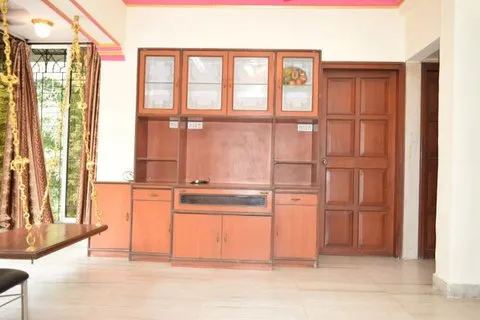 2 BHK Flats on Rent in Laxmi Chs, Bandra West