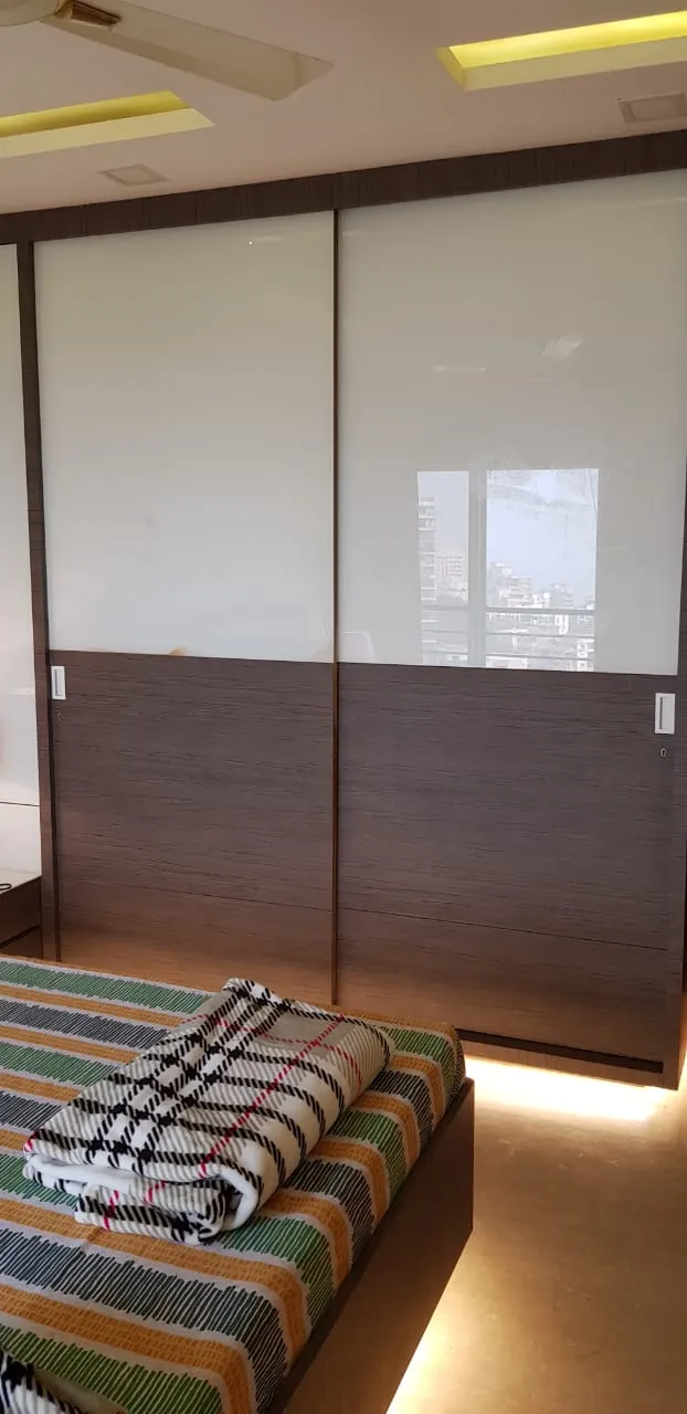 2 BHK Flats for Sale in Two Roses, Bandra West