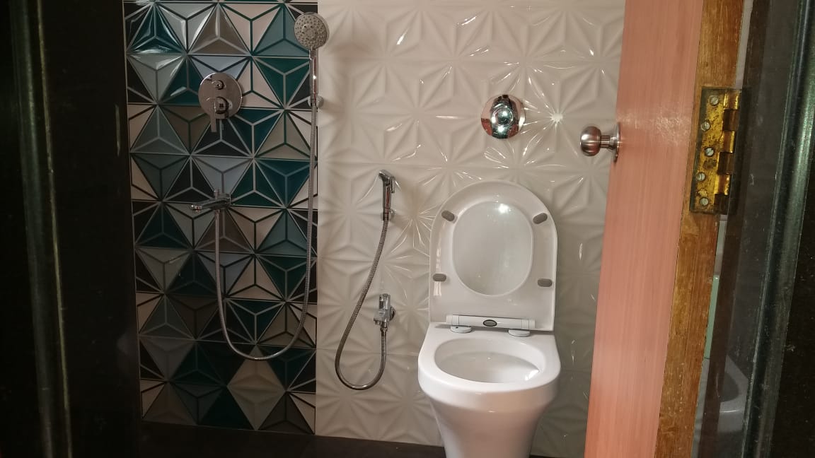 Master Bathroom - Patliputra, Andheri West