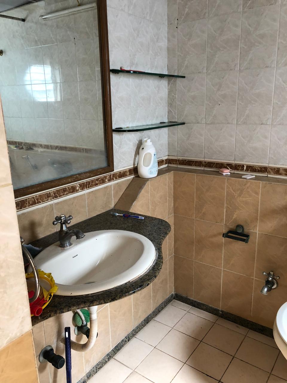 Bathroom 2 - Rushi Towers, Andheri West