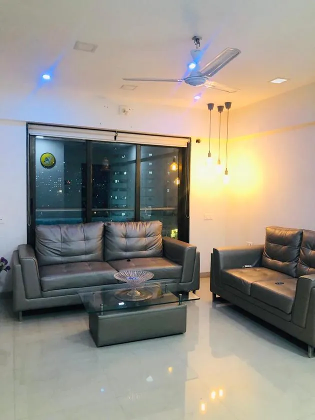 3 BHK Flats on Rent in Chalet Amar, Juhu