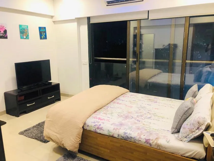 3 BHK Flats on Rent in Chalet Amar, Juhu