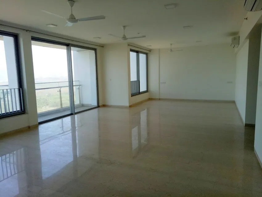 5 BHK Flats on Rent in Oberoi Prisma, Andheri East