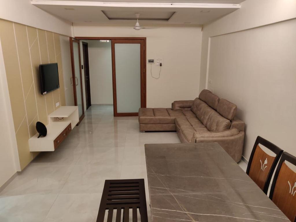 2 BHK Yash Orion, Goregaon East — for Rent — photo 11