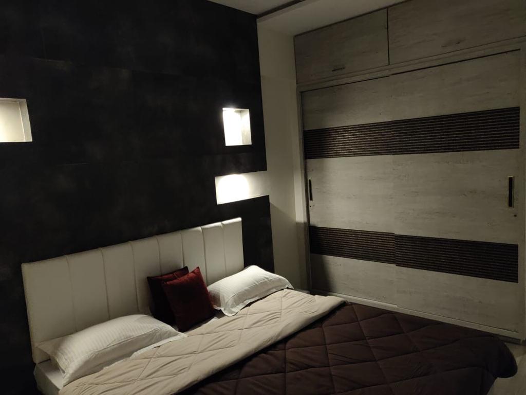 Master Bedroom - Yash Orion, Goregaon East