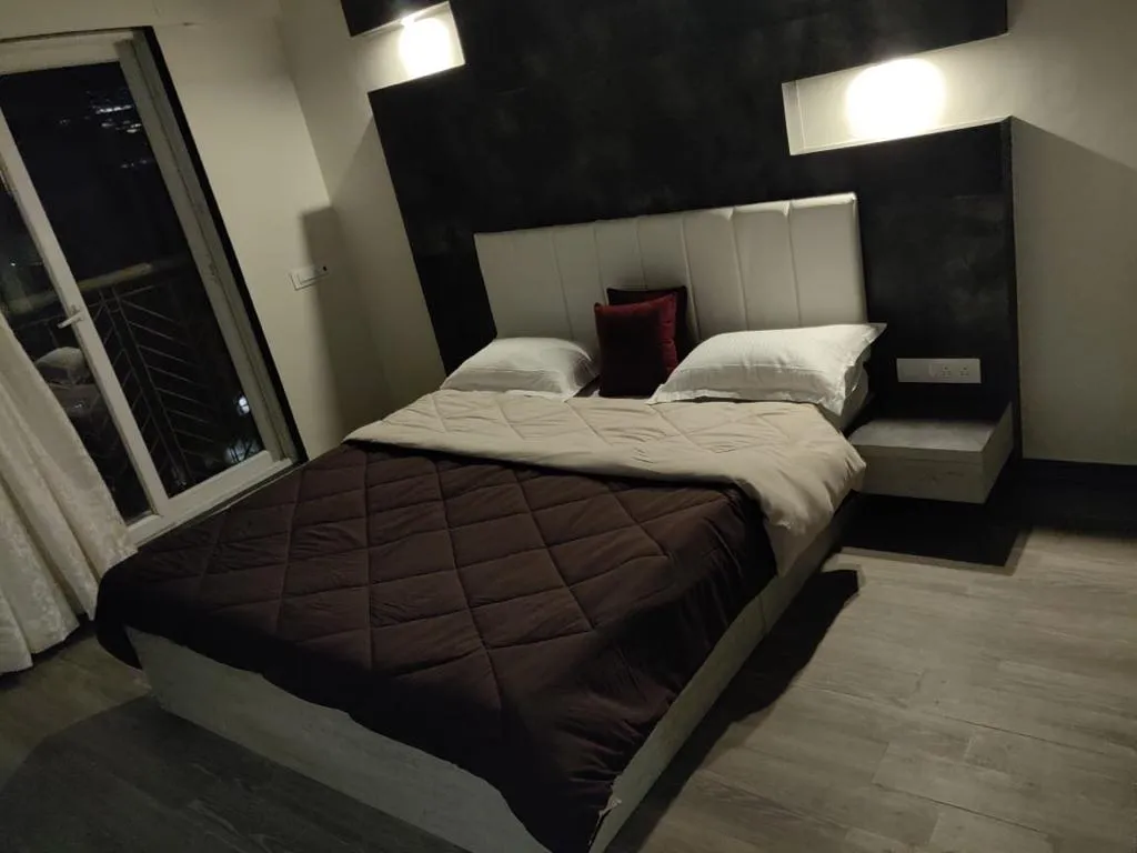 2 BHK Flats for Sale in Yash Orion, Goregaon East